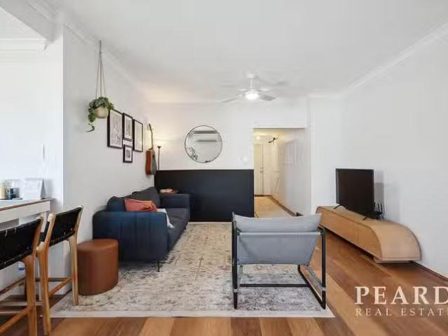 Cozy 1B Winterton Way, Girrawheen, WA 6064