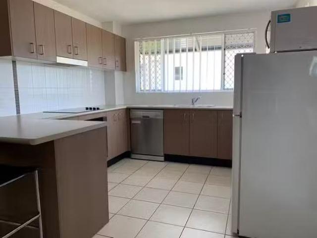 Charming 20/47 Barney Street, Barney Point, QLD 4680
