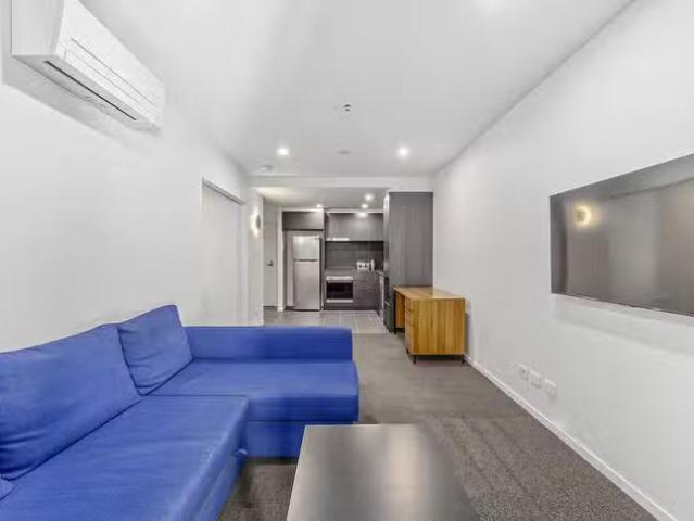 Cheap 206/15 Bowes Street, Phillip, ACT 2606