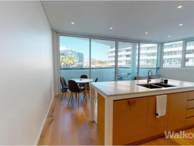 Unique 208/21 Honeysuckle Drive, Newcastle Apartment for rent.