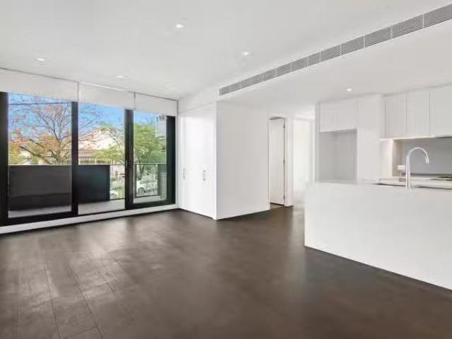Charming 202/87 Mount Street, Heidelberg VIC 3084