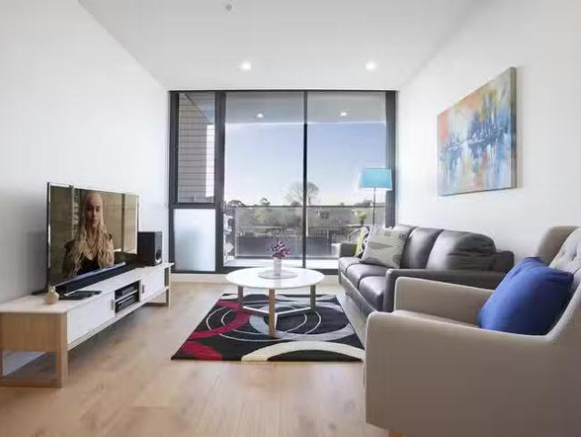Just in! 203/427 Hampton Street, Hampton, VIC 3188