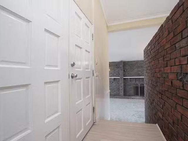 Rental! 20 Bow Street, Wilson, WA 6107