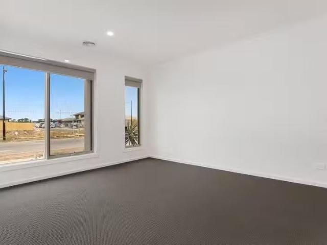 Cheap 20 Falcon Street, Armstrong Creek, VIC 3217