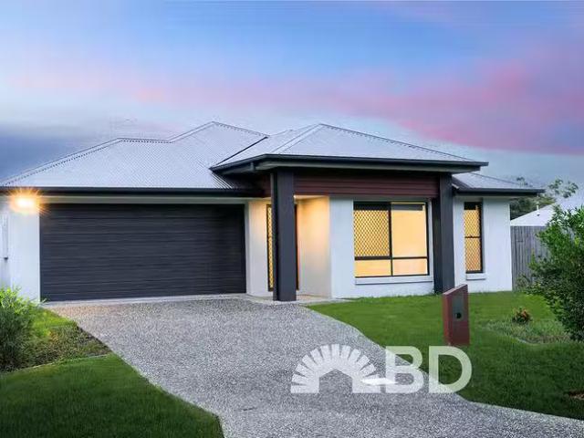 Cozy 20 Hamilton Road, Woodford, QLD 4514