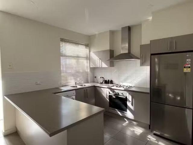 Rental! 20 Junction Street, MAWSON LAKES, SA 5095 House for.