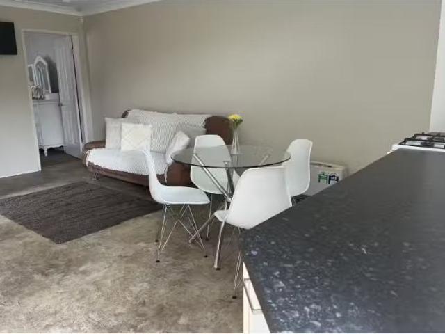 Unique 20A Laurina Way, Glenwood House for rent Listed by Eri.