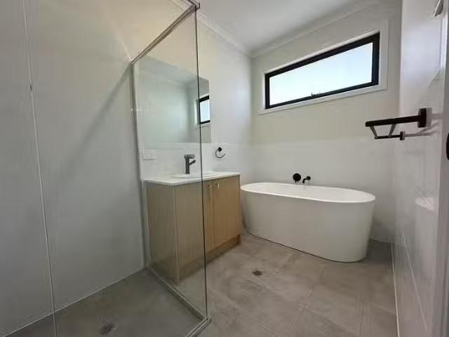 New 2/141 Devonport Terrace, Prospect, SA 5082