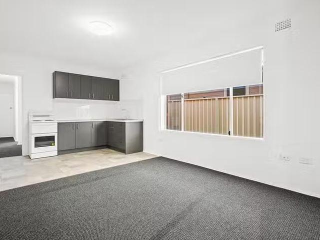 Cheap 2/14 Flinders Road, Cronulla, NSW 2230