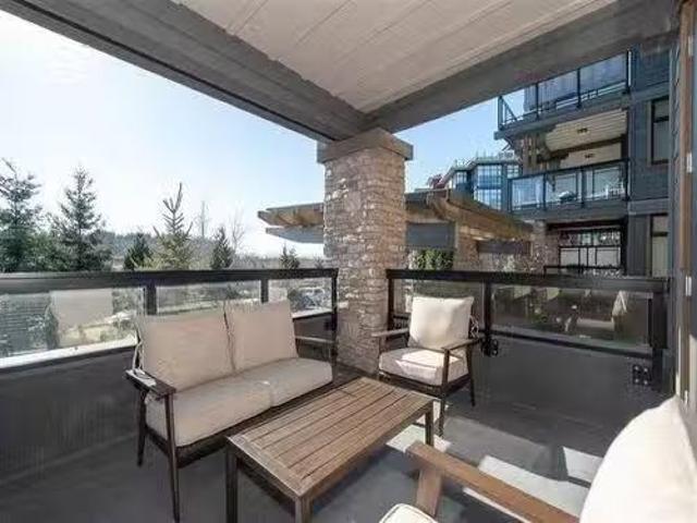 Charming 214 5099 Springs Boulevard, Tsawwassen, BC, V4M 0A2.