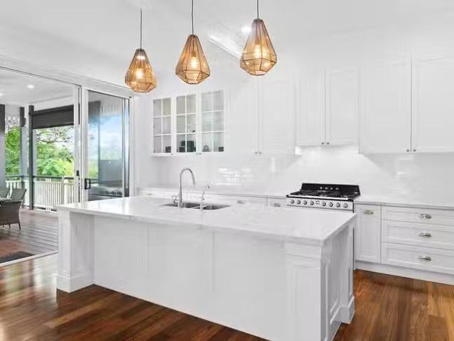 Nice 219 Verney Road East, Graceville, QLD 4075