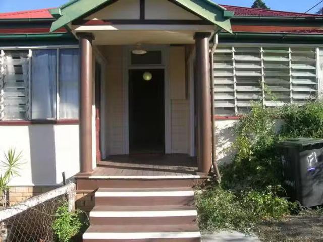 Nice 2/10 Whynot Street, West End, QLD 4101