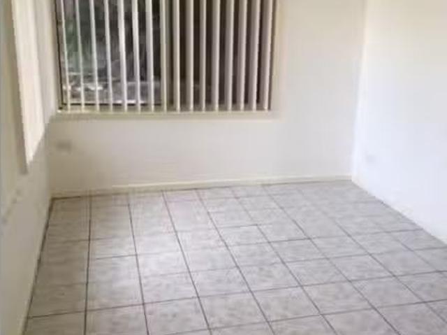 Charming 2/112 Blackman Parade, Unanderra Apartment for rent.
