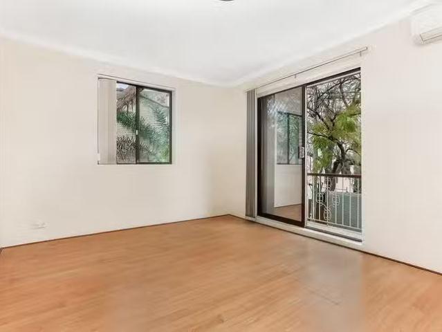 Cheap 2/119 123 Pitt Street, Redfern, NSW 2016