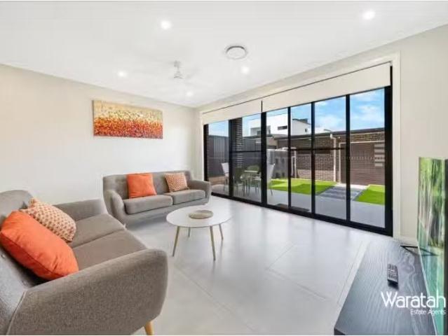 Just in! 21 Aquila Street, Box Hill House for rent Listed by.