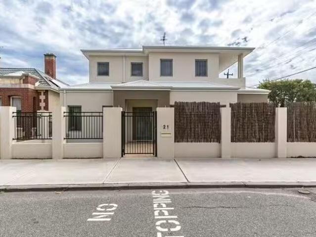 Charming 21 Bulwer Avenue, Perth, WA 6000