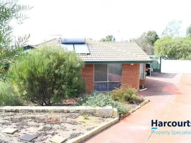 Unique 21 Gwenneth Terrace, South Lake, WA 6164