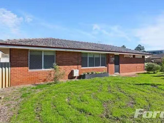 Just in! 21B Kerry Street, Dianella, WA 6059
