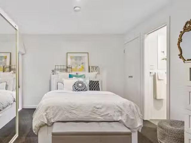 Rental! 2/25 White Street, Parkdale, VIC 3195