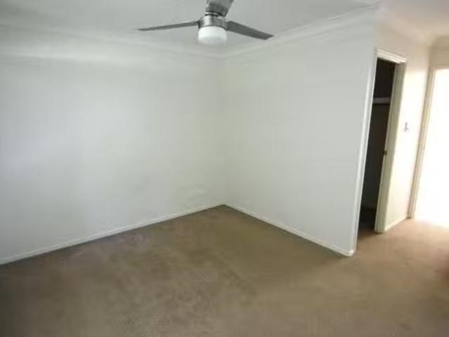 Unique 2/26 Orlando Drive, Coomera, QLD 4209