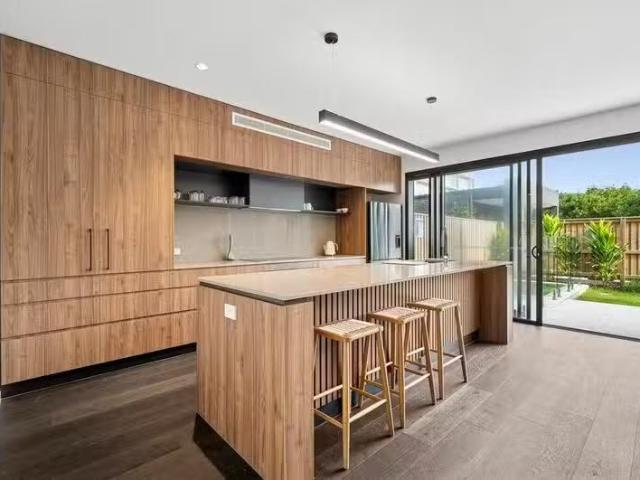 Rental! 2/270 Ocean Drive, Twin Waters, QLD 4564