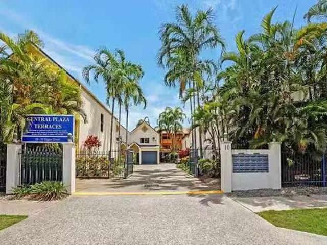 Cheap 22/10 16 Digger Street, Cairns North, QLD 4870