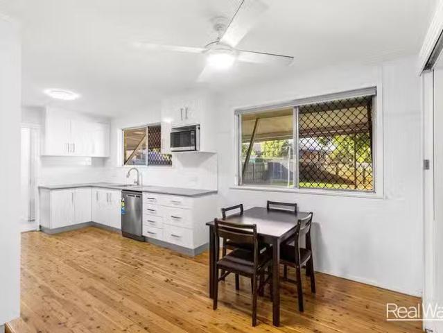 For Rent! 221 Alderley Street, Centenary Heights, QLD 4350