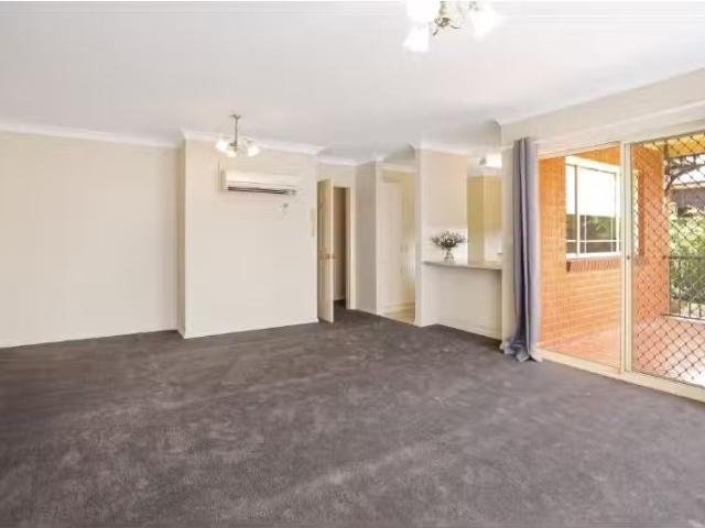 Rental! 2/21 Bandon Street, FORBES Apartment for rent Listed.
