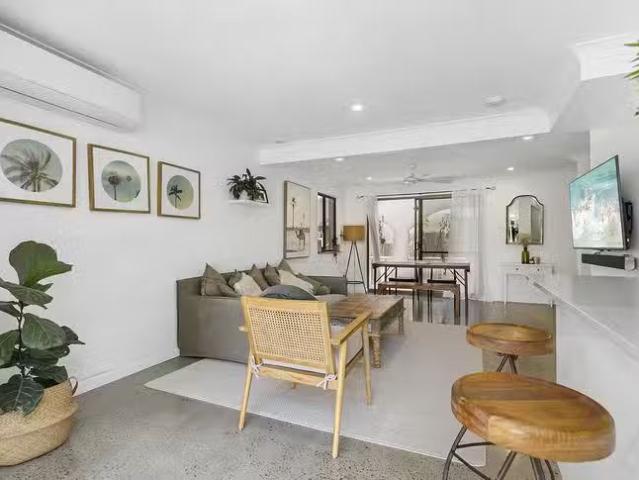 Cozy 2/21 Bottlebrush Avenue, Noosa Heads, QLD 4567