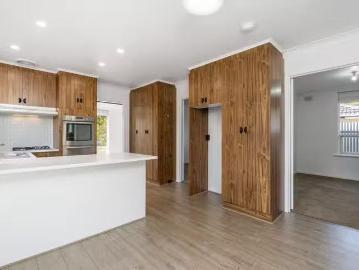 New 221 States Road, Morphett Vale, SA 5162