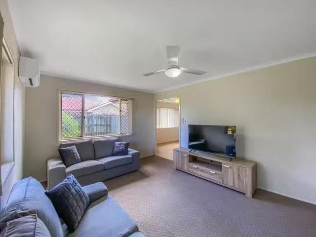 Charming 22 Anita Drive, Kearneys Spring, QLD 4350
