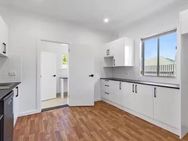 Just in! 22 Fiscom Avenue, Camden Park, SA 5038