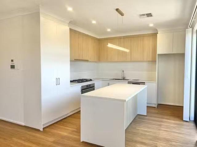 Cozy 22 Myrtle Street, Royal Park, SA 5014