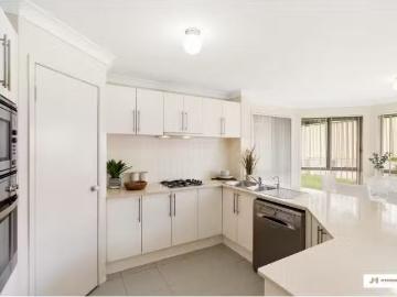 Rental! 22 Waterside Drive, Woongarrah House for rent Listed.