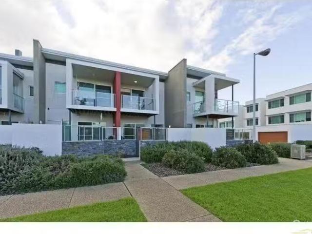 Cheap 22 Tarni Court, New Port, SA 5015