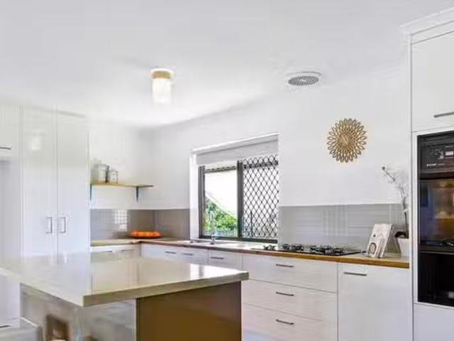 Deal! 2/35 Clifton Street, Blair Athol, SA 5084