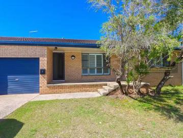 Cozy 2/35 Terrace Street, Kingscliff, NSW 2487