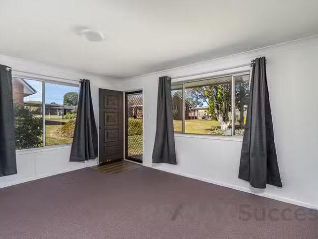 Rental! 2/378 Hume Street, Centenary Heights, QLD 4350