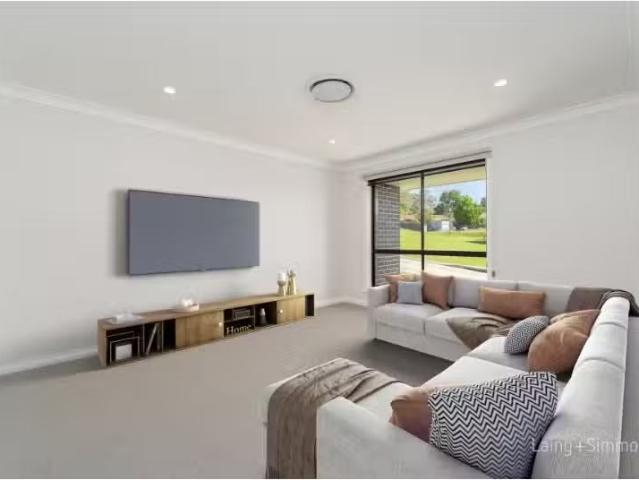 Charming 23/22 Freeman Crescent, Armidale House for rent List.