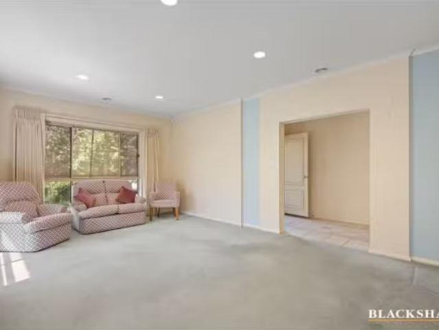 Unique 23/3 Delamere Street, Hawker Townhouse for rent Listed.