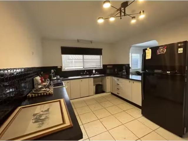 For Rent! 23 Auster Crescent, Sanctuary Point House for rent.