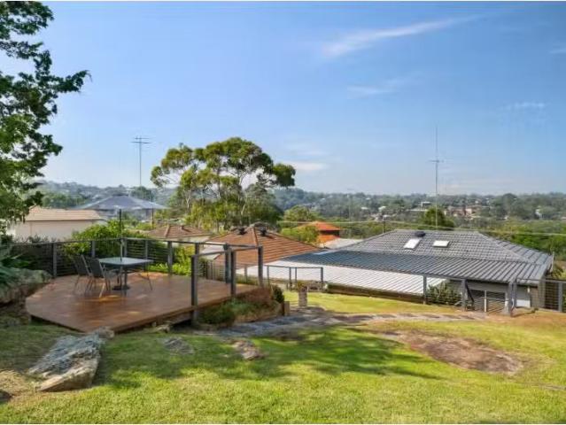 Cozy 23 Beethoven Street, Engadine House for rent Listed by S.