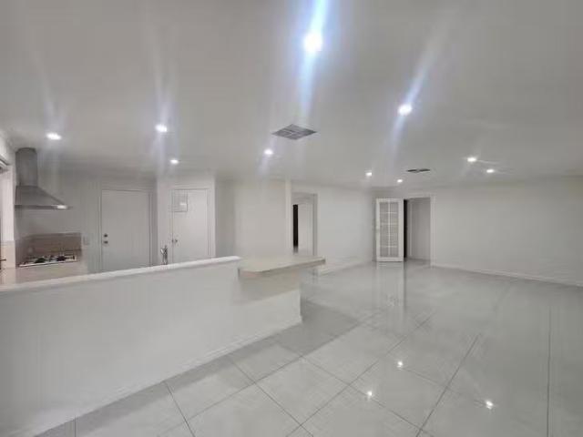 Nice 23 Bremner Circle, Canning Vale, WA 6155