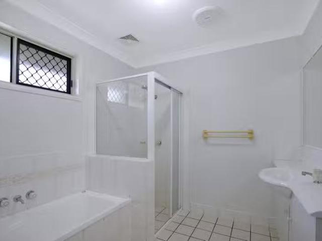 Cozy 23 Frawley Street, Boondall QLD 4034