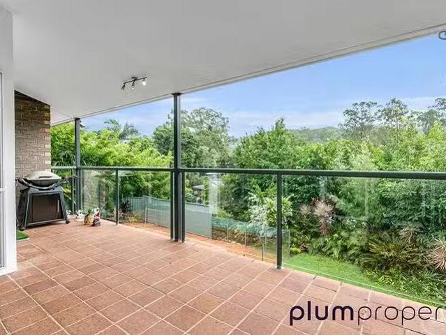 Charming 23 Merrilyn Street, Chapel Hill, QLD 4069