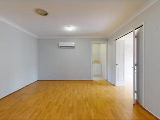 Deal! 23 Pacific Crescent, Ashtonfield House for rent Listed.