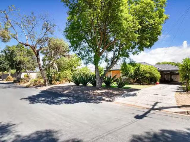 Deal! 23 Warwick Street, Salisbury East, SA 5109