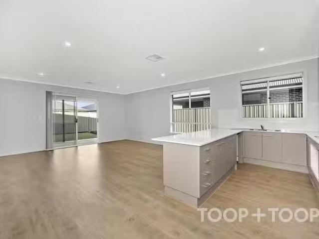 Deal! 23 Telowie Way, Andrews Farm, SA 5114