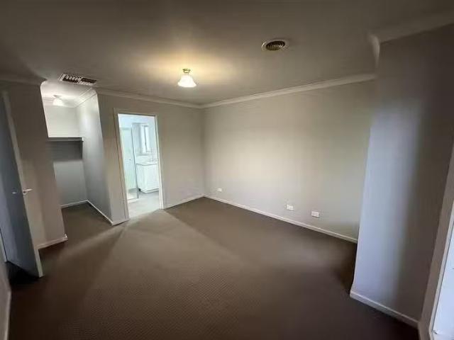 Just in! 23 Tyquin Street, Shepparton, VIC 3630