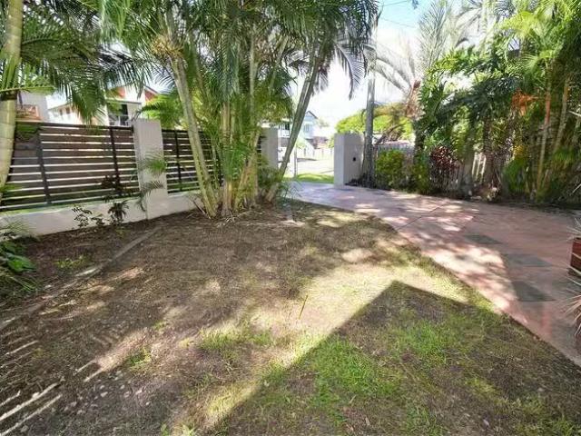 Rental! 23A Hamilton Avenue, Hendra, QLD 4011